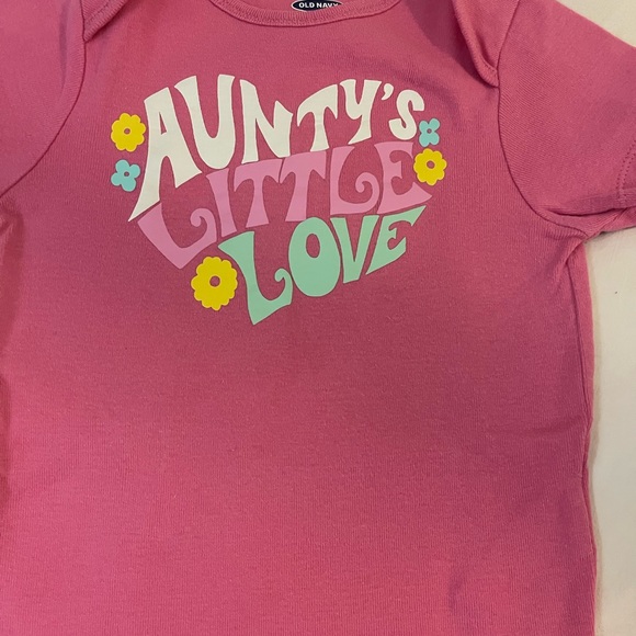 Old navy Words printed diaper shirts size 18/24m - Picture 3 of 4